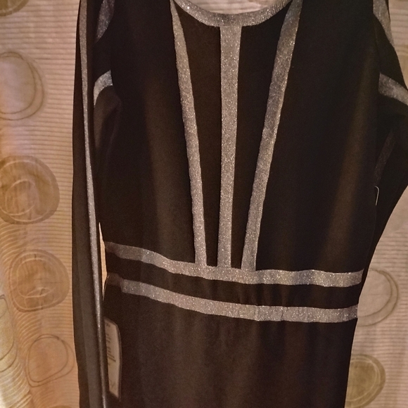 GUESS DRESS - Picture 4 of 7